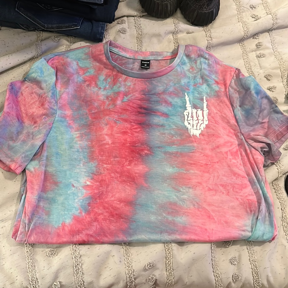 Men’s shein tee